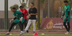 صور | بتواجد عصام الحضري.. منتخب مصر للناشئين يخوض مرانه الأول استعدادًا لـ كأس العالم