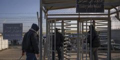 الاحتلال يفشل في تعويض غياب العمال الفلسطينيين